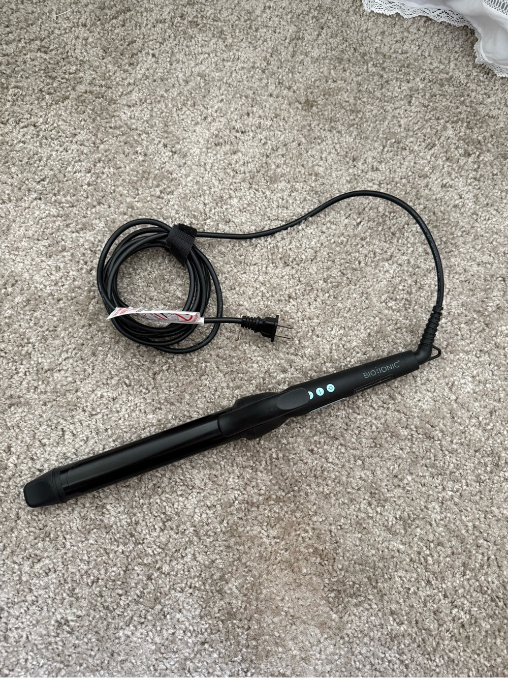 Bio Ionic Black Hair Straightener / Styling Iron